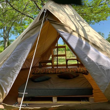 Camping Carrefour De L'Ardeche Saint-Remeze Εξωτερικό φωτογραφία