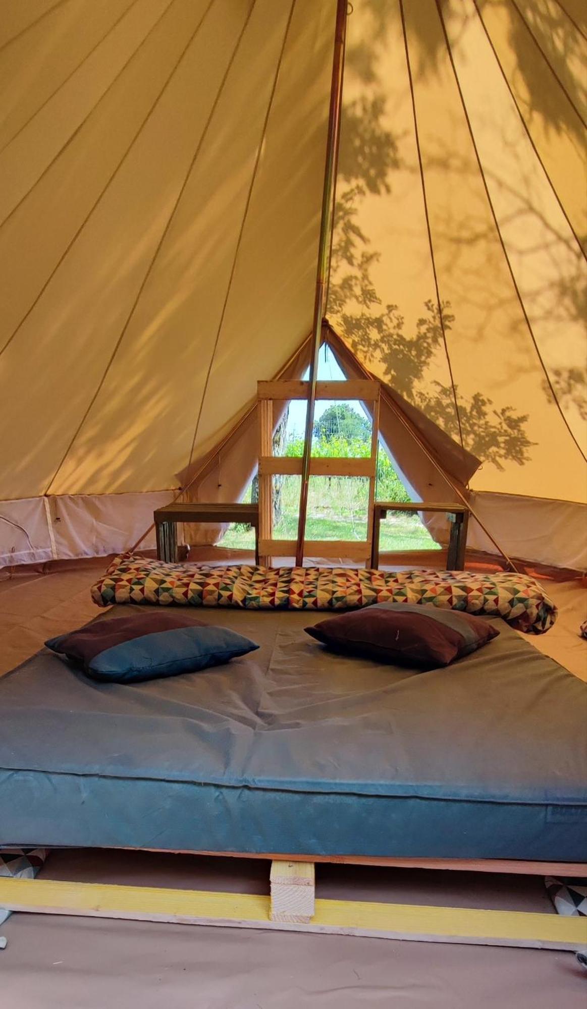 Camping Carrefour De L'Ardeche Saint-Remeze Εξωτερικό φωτογραφία