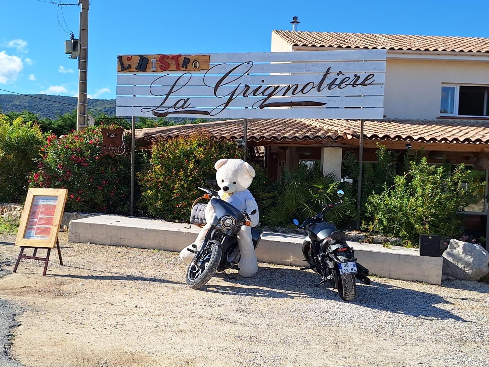 Camping Carrefour De L'Ardeche Saint-Remeze Εξωτερικό φωτογραφία