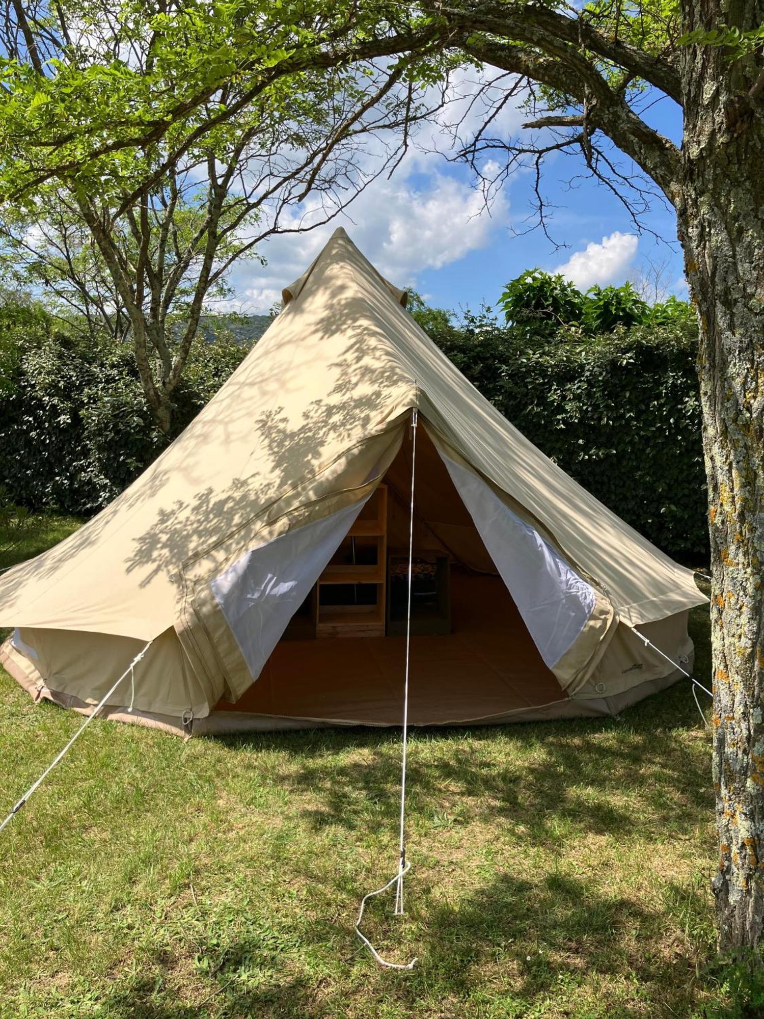 Camping Carrefour De L'Ardeche Saint-Remeze Εξωτερικό φωτογραφία